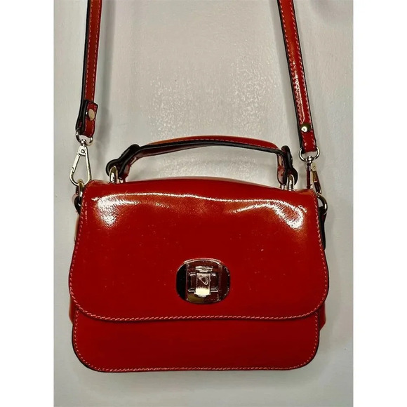 Melie Bianco Red Faux Leather Crossbody Bag Polka Dot Interior Gold Hardware - Picture 9 of 9